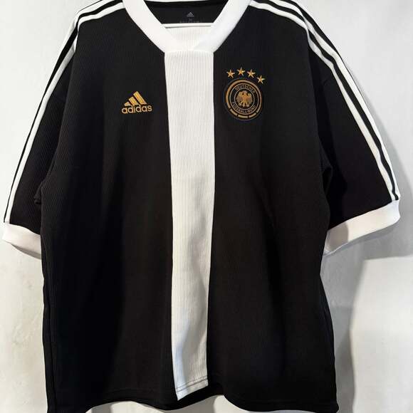 Adidas Germany 2022 World Cup Home Soccer shirt - Picture 1 of 10